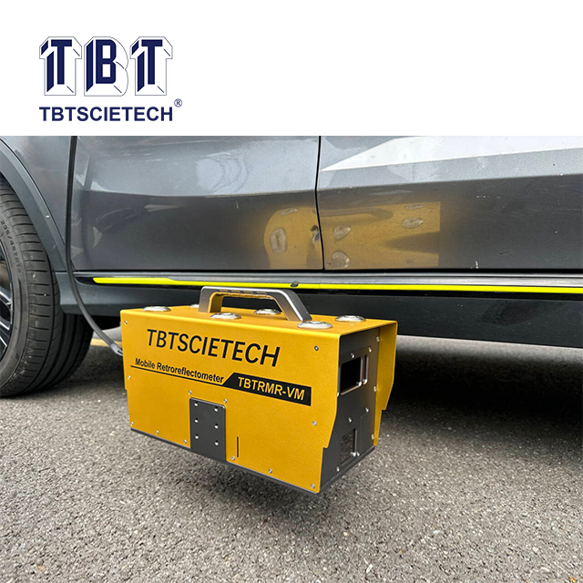 Rétroreflectomètre mobile pour le marquage routier (véhicule monté)